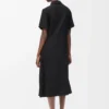 Abito con cintura in viscosa elasticizzata nero Abito con cintura in viscosa elasticizzata nero