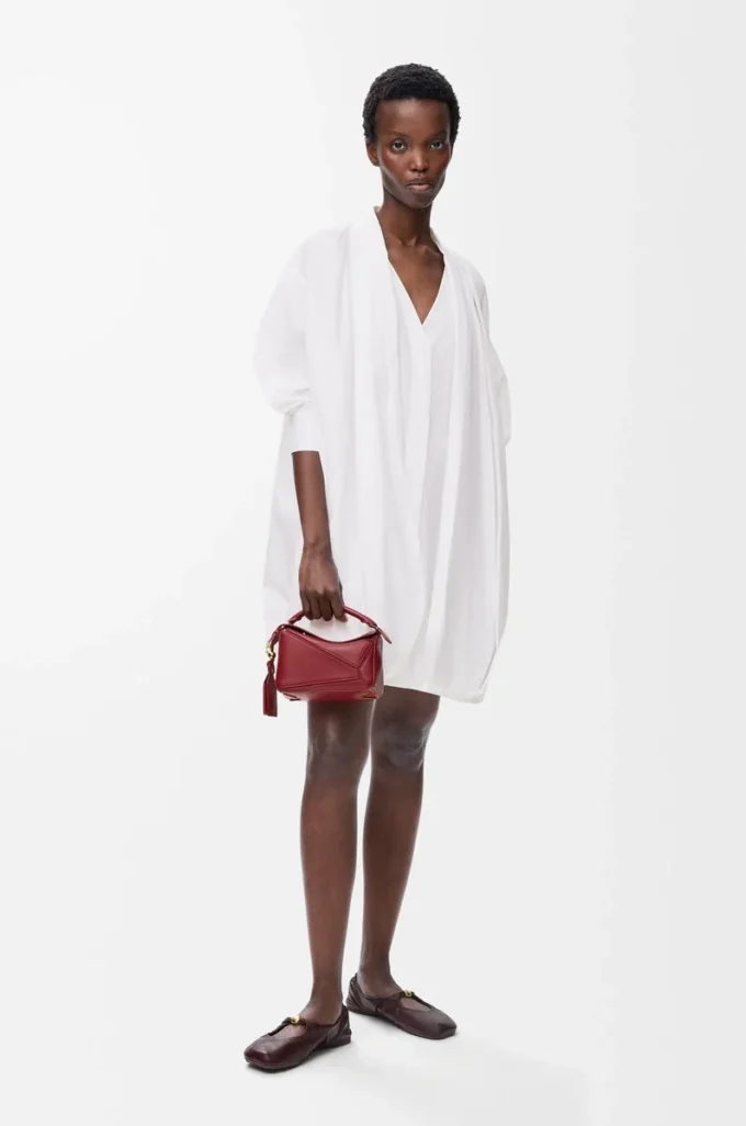 Abito drappeggiato in cotone bianco