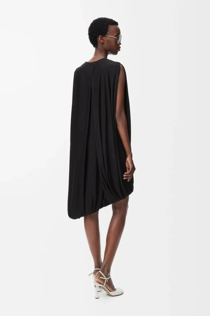 Abito drappeggiato in viscosa Nero Abito drappeggiato in viscosa Nero