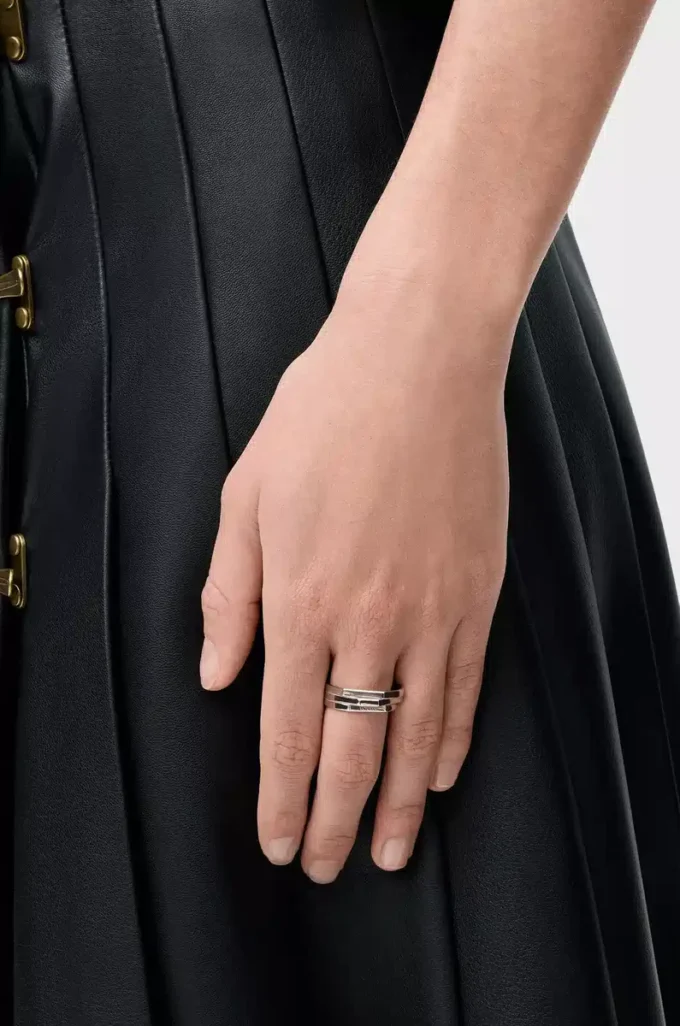 Anello sovrapposto in argento sterling Argento Anello sovrapposto in argento sterling Argento