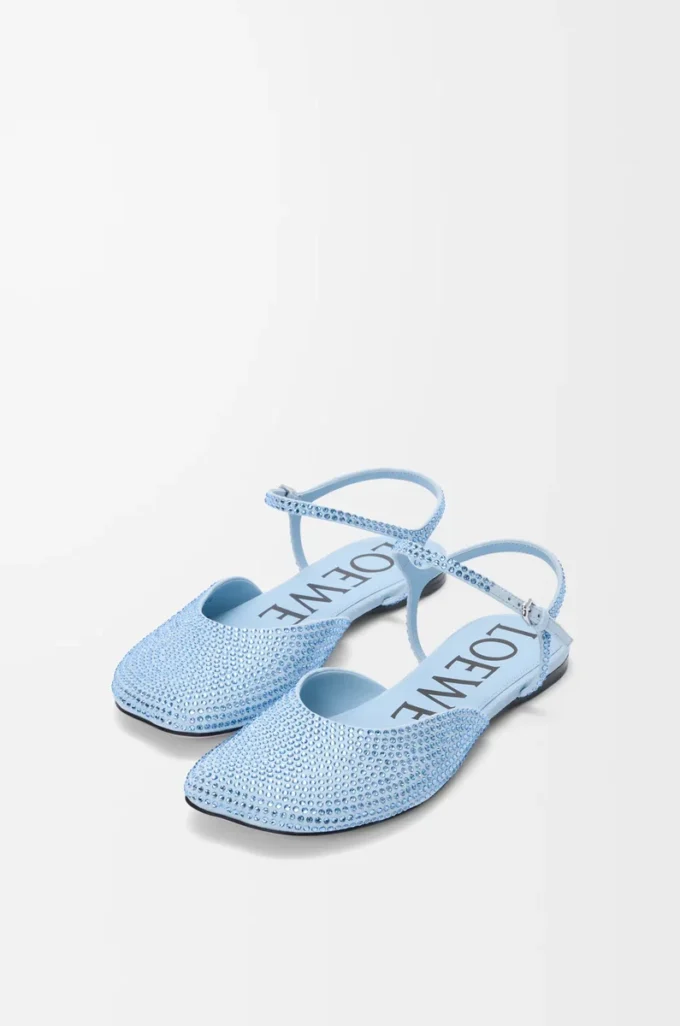 Ballerine con cinturino alla caviglia in camoscio impreziosito da strass, colore azzurro Ballerine con cinturino alla caviglia in camoscio impreziosito da strass, colore azzurro