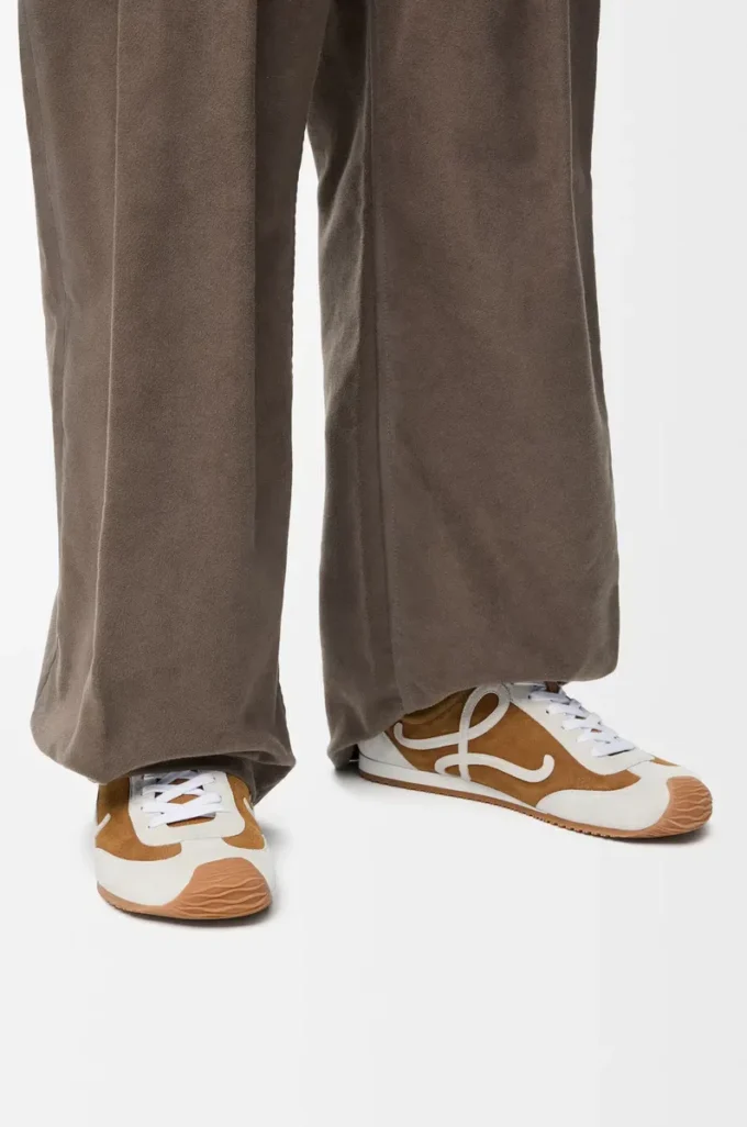 Ballet Runner 2.0 in pelle scamosciata e shearling Tan/Bianco