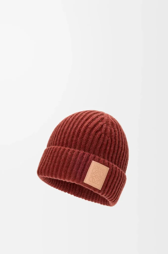 Berretto in cashmere color mogano