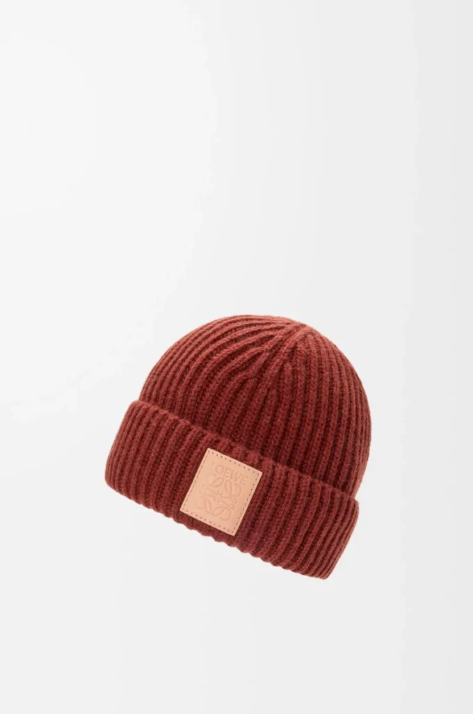 Berretto in cashmere color mogano