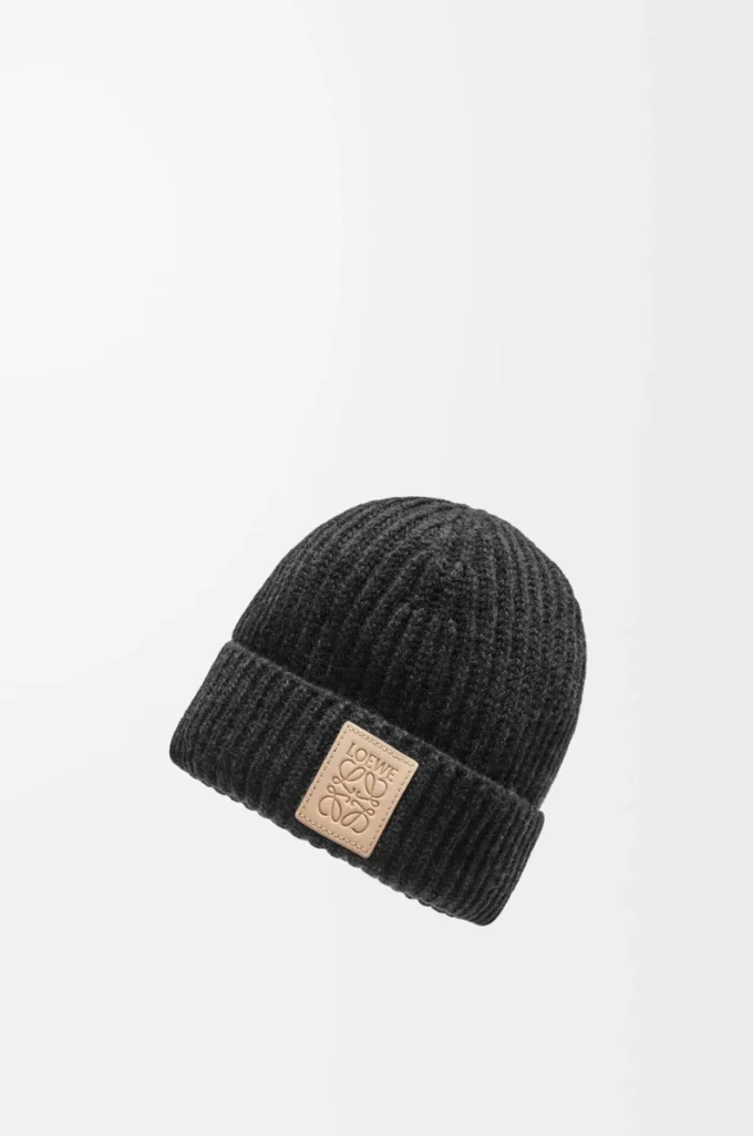 Berretto in cashmere nero Berretto in cashmere nero