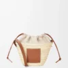 Borsa a secchiello con coulisse in foglia di palma e pelle di vitello Naturale/Tan Borsa a secchiello con coulisse in foglia di palma e pelle di vitello Naturale/Tan