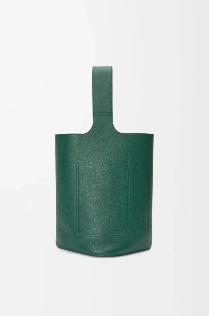 Borsa a secchiello Large Pebble in morbida pelle di vitello martellata Evergreen Borsa a secchiello Large Pebble in morbida pelle di vitello martellata Evergreen