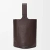 Borsa a secchiello Pebble grande in morbida pelle di vitello martellata Oxblood Borsa a secchiello Pebble grande in morbida pelle di vitello martellata Oxblood