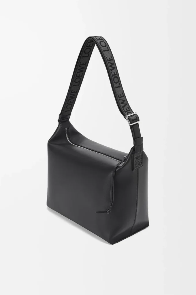 Borsa a tracolla Cubi in morbida pelle di vitello liscia e jacquard nero