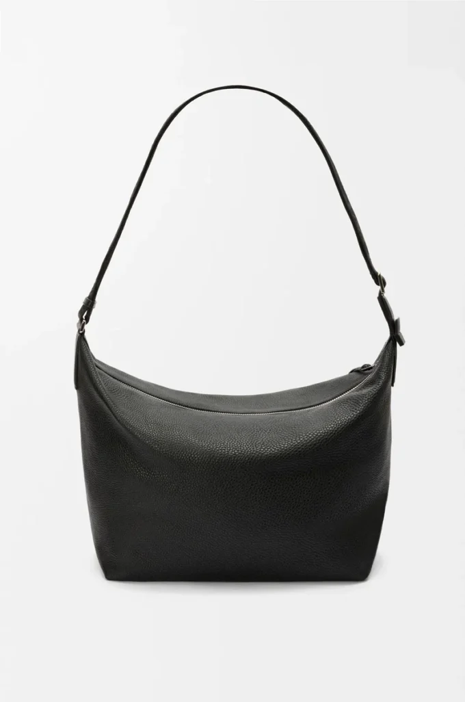 Borsa a tracolla Cubi in morbida pelle di vitello martellata Nero