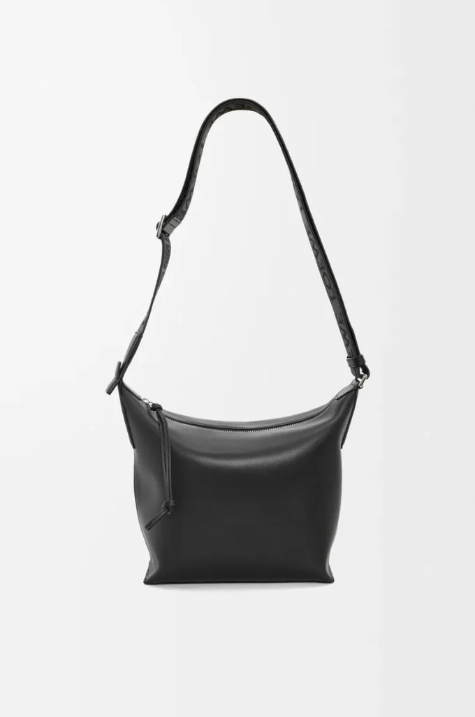 Borsa a tracolla Cubi piccola in morbida pelle di vitello liscia e jacquard nero