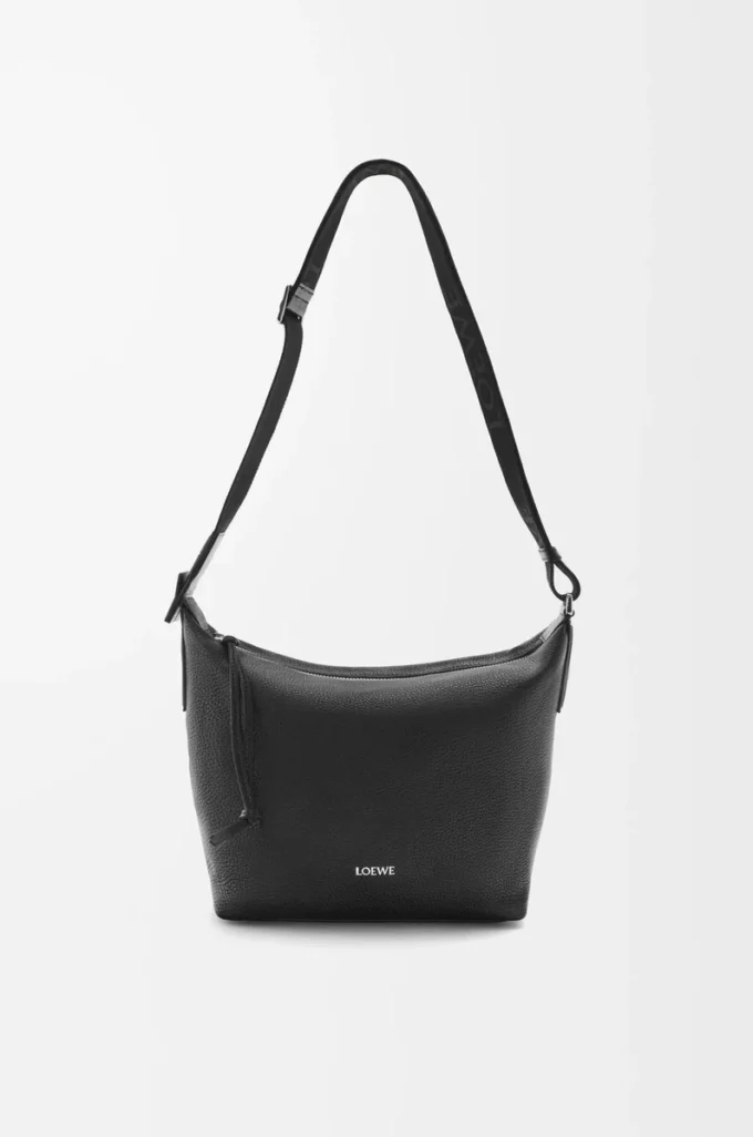 Borsa a tracolla Cubi piccola in morbida pelle di vitello martellata Nero Borsa a tracolla Cubi piccola in morbida pelle di vitello martellata Nero