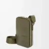 Borsa a tracolla verticale in pelle di vitello satinata verde kaki Borsa a tracolla verticale in pelle di vitello satinata verde kaki