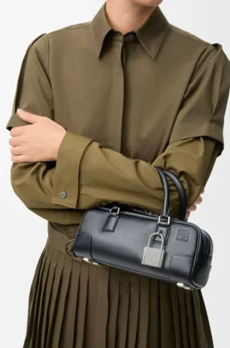 Borsa Amazona 23 corta in pelle di vitello lucida Nero