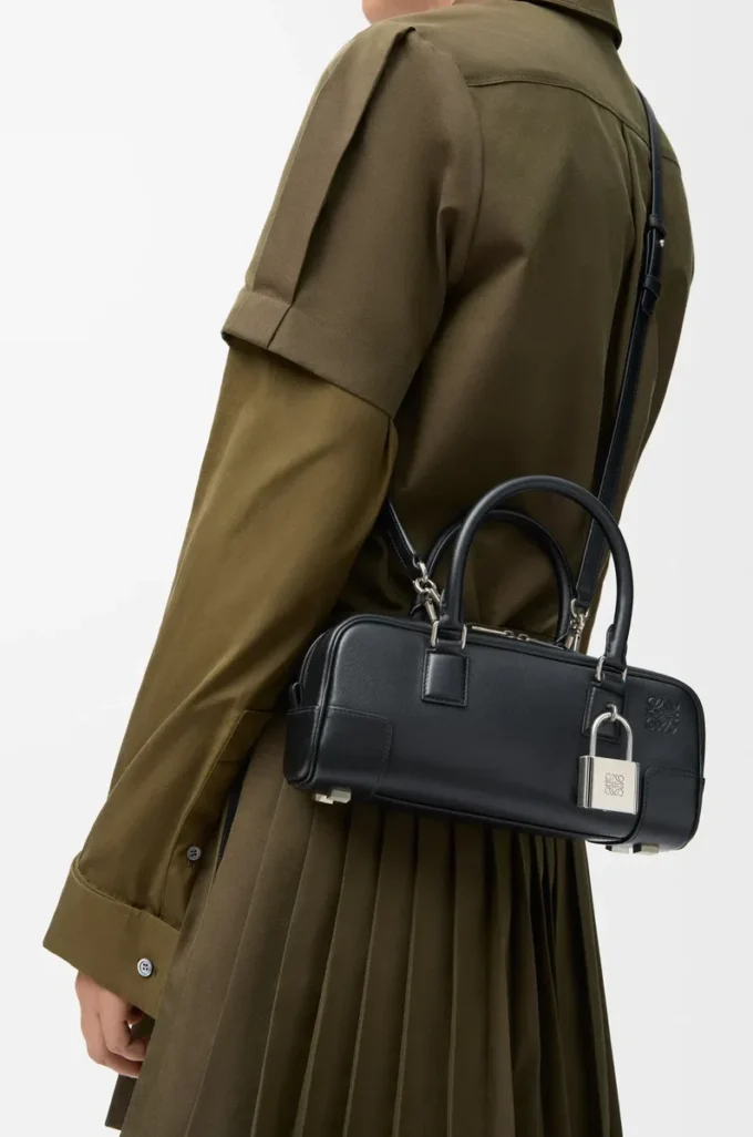 Borsa Amazona 23 corta in pelle di vitello lucida Nero Borsa Amazona 23 corta in pelle di vitello lucida Nero