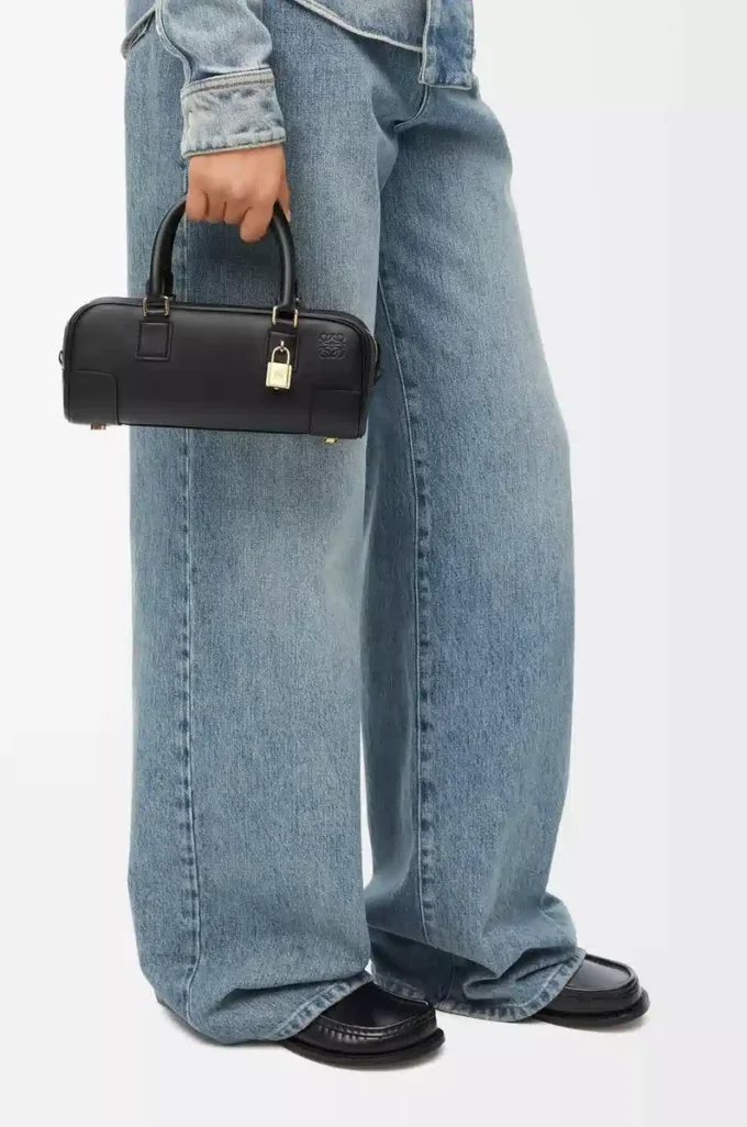 Borsa Amazona 23 corta in pelle di vitello nappa Nero Borsa Amazona 23 corta in pelle di vitello nappa Nero