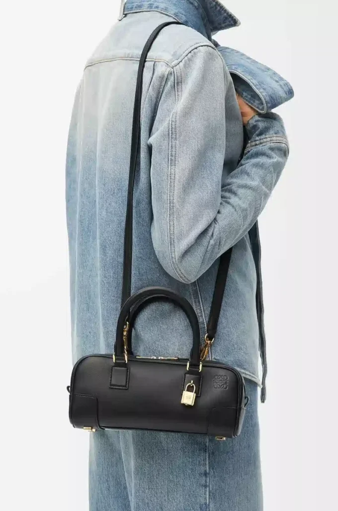 Borsa Amazona 23 corta in pelle di vitello nappa Nero Borsa Amazona 23 corta in pelle di vitello nappa Nero