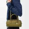Borsa Amazona 23 corta in pelle di vitello nappa Olive Borsa Amazona 23 corta in pelle di vitello nappa Olive