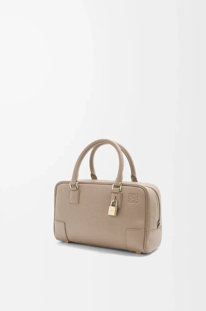 Borsa Amazona 23 in morbida pelle di vitello martellata Sand Borsa Amazona 23 in morbida pelle di vitello martellata Sand