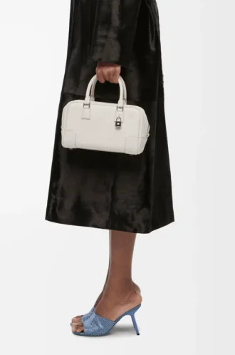 Borsa Amazona 23 in morbida pelle di vitello martellata Soft White