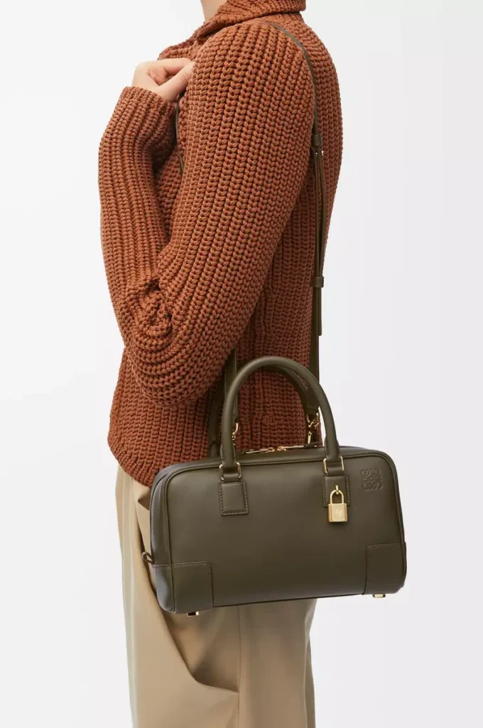 Borsa Amazona 23 in pelle di vitello nappa Dark Khaki Borsa Amazona 23 in pelle di vitello nappa Dark Khaki