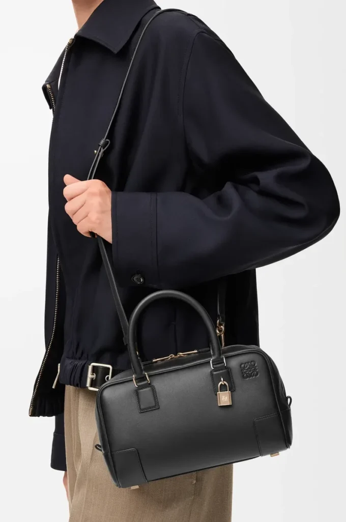 Borsa Amazona 23 in pelle di vitello nappa Nero Borsa Amazona 23 in pelle di vitello nappa Nero
