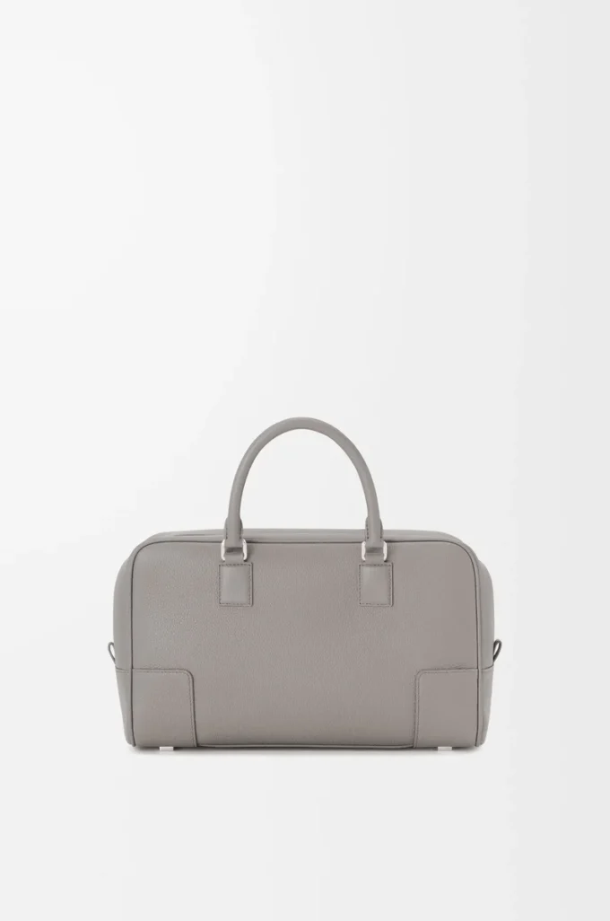Borsa Amazona 28 in morbida pelle di vitello martellata grigio perla