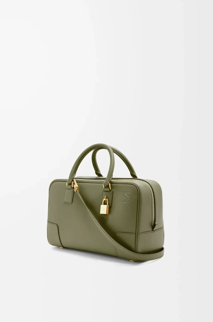 Borsa Amazona 28 in pelle di vitello nappa verde avocado Borsa Amazona 28 in pelle di vitello nappa verde avocado