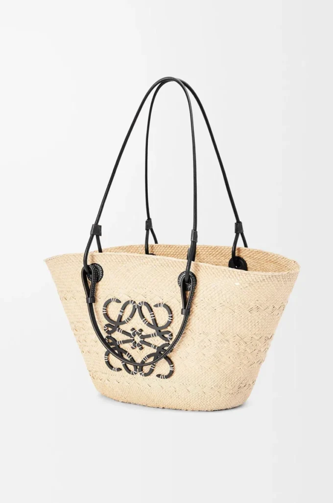 Borsa Anagram Basket media in palma iraca e pelle di vitello Naturale/Nero