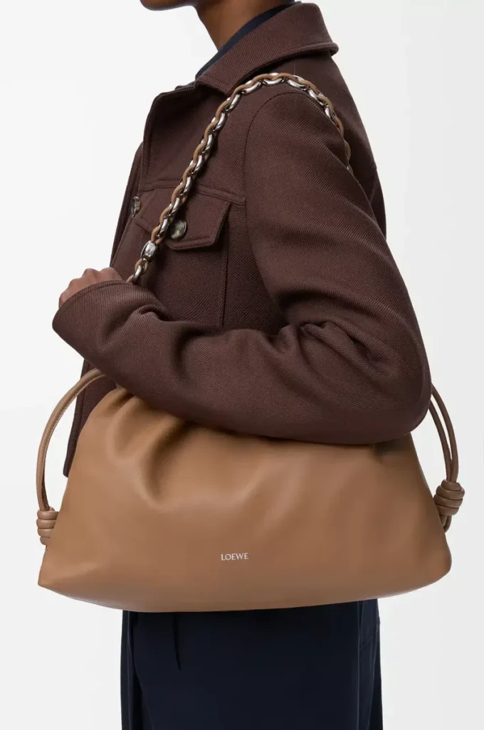 Borsa Flamenco grande in morbida pelle di agnello nappa color moka Borsa Flamenco grande in morbida pelle di agnello nappa color moka