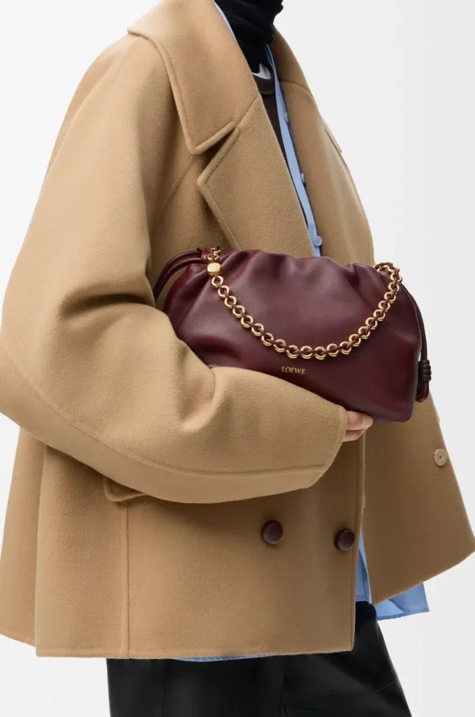 Borsa Flamenco media in morbida pelle di agnello nappa Dark Burgundy Borsa Flamenco media in morbida pelle di agnello nappa Dark Burgundy