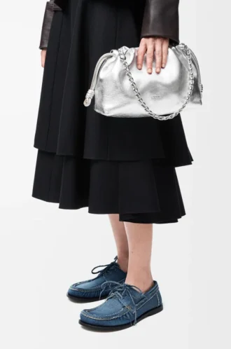 Borsa Flamenco media in pelle di agnello laminata Argento