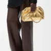 Borsa Flamenco media in pelle di agnello laminata color oro