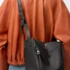 Borsa Hammock compatta in classica pelle di vitello Nero Borsa Hammock compatta in classica pelle di vitello Nero