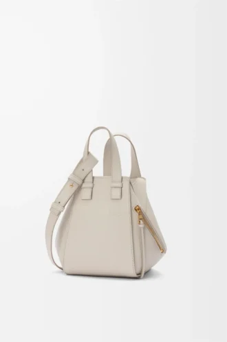 Borsa Hammock compatta in morbida pelle di vitello martellata Light Ghost