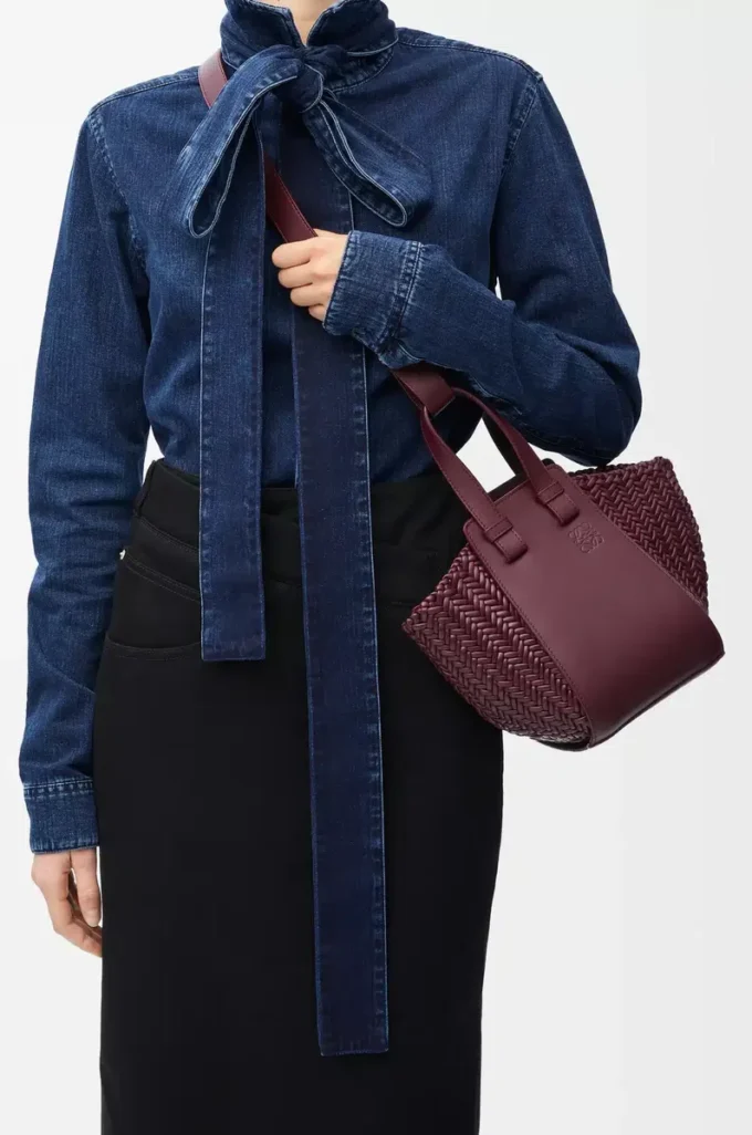 Borsa Hammock compatta in pelle di vitello bordeaux scuro