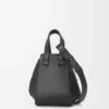 Borsa Hammock compatta in pelle di vitello nera Borsa Hammock compatta in pelle di vitello nera