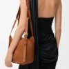 Borsa Hammock Flip in pelle di vitello classica color Squirrel