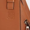 Borsa Hammock piccola in classica pelle di vitello marrone chiaro
