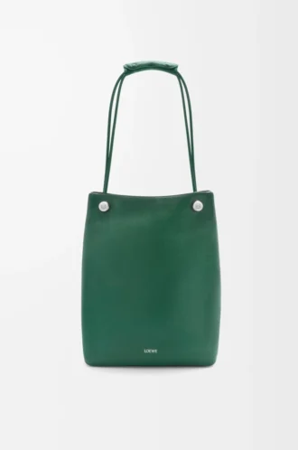 Borsa hobo Pebble in morbida pelle di vitello martellata Evergreen