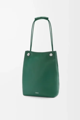 Borsa hobo Pebble in morbida pelle di vitello martellata Evergreen