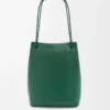 Borsa hobo Pebble in morbida pelle di vitello martellata Evergreen Borsa hobo Pebble in morbida pelle di vitello martellata Evergreen