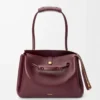 Borsa Madrid grande in morbida pelle di vitello bordeaux scuro Borsa Madrid grande in morbida pelle di vitello bordeaux scuro