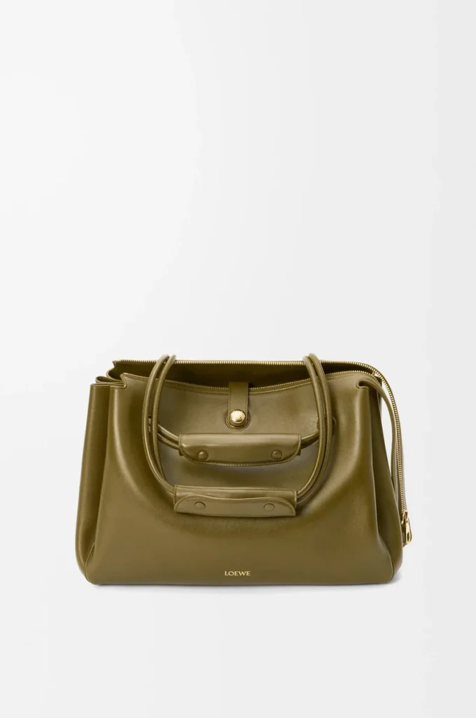Borsa Madrid grande in morbida pelle di vitello color oliva Borsa Madrid grande in morbida pelle di vitello color oliva