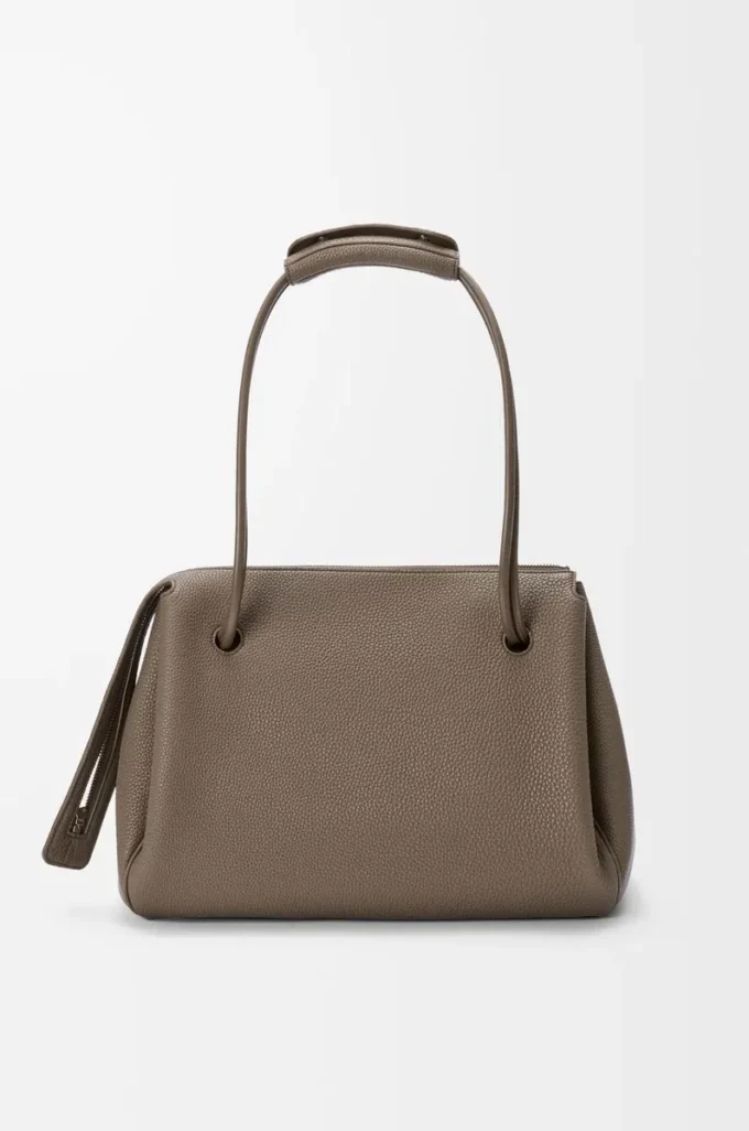 Borsa Madrid grande in morbida pelle di vitello martellata Taupe