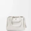 Borsa Madrid media in morbida pelle di vitello martellata bianco chiaro Borsa Madrid media in morbida pelle di vitello martellata bianco chiaro