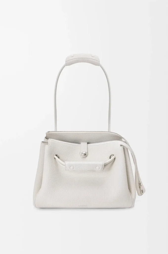 Borsa Madrid media in morbida pelle di vitello martellata bianco chiaro Borsa Madrid media in morbida pelle di vitello martellata bianco chiaro