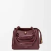 Borsa Madrid piccola in morbida pelle di vitello bordeaux scuro Borsa Madrid piccola in morbida pelle di vitello bordeaux scuro