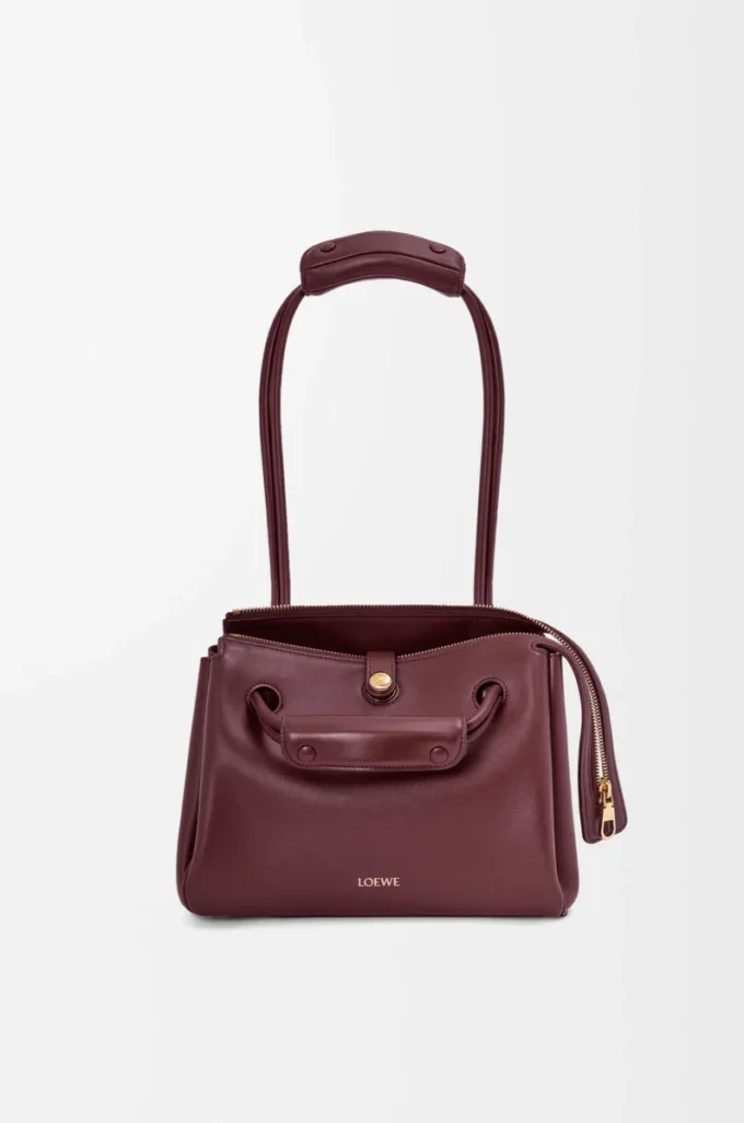 Borsa Madrid piccola in morbida pelle di vitello bordeaux scuro Borsa Madrid piccola in morbida pelle di vitello bordeaux scuro