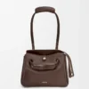 Borsa Madrid piccola in morbida pelle di vitello marrone scuro Borsa Madrid piccola in morbida pelle di vitello marrone scuro